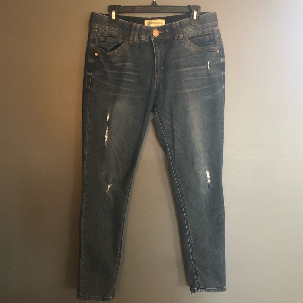Democracy Brand "Ab"solution Booty Lift Distressed Jegging Jeans